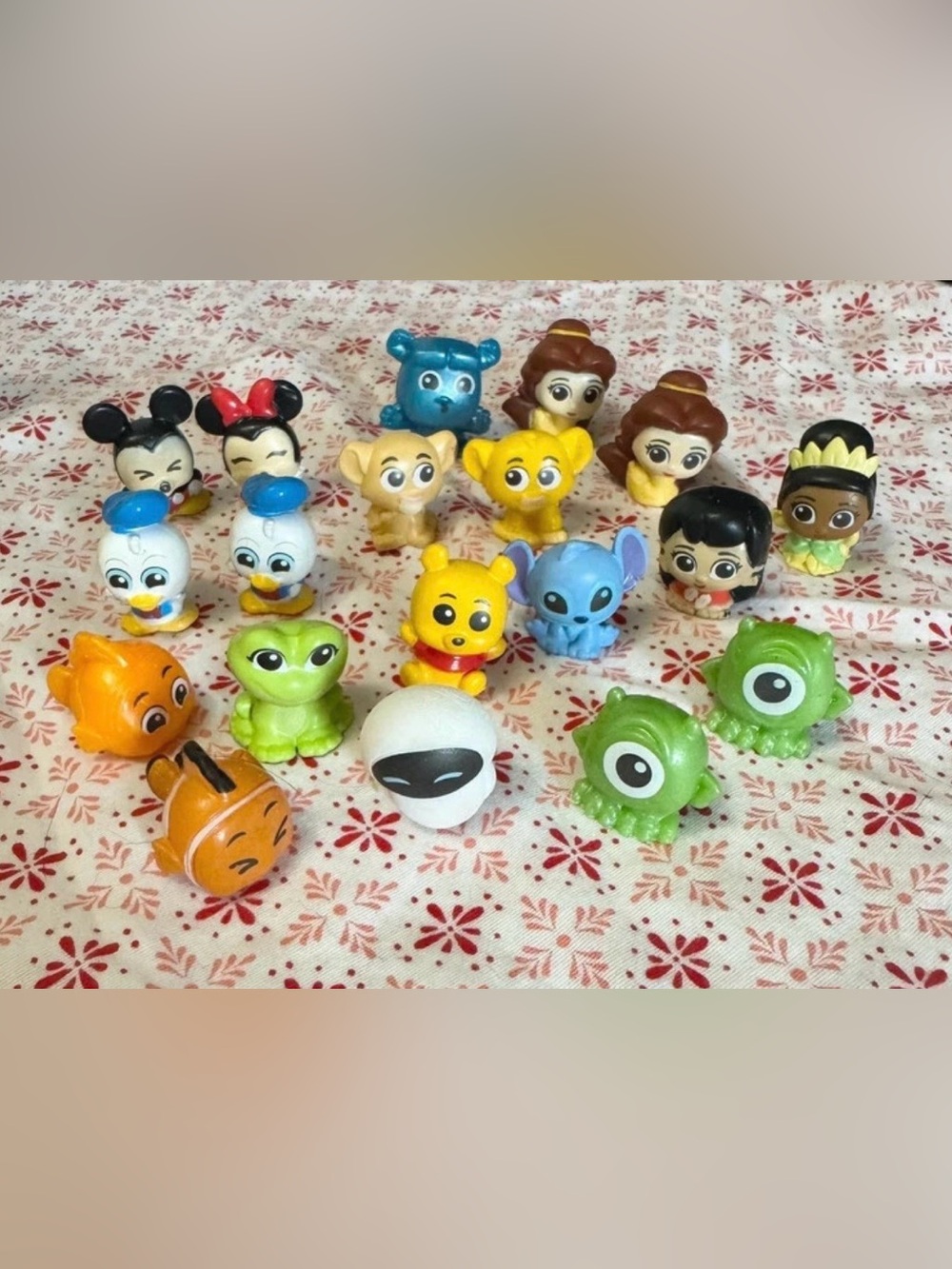 Disney Doorables Squish'Alots Series 1 Miniature Figure Lot